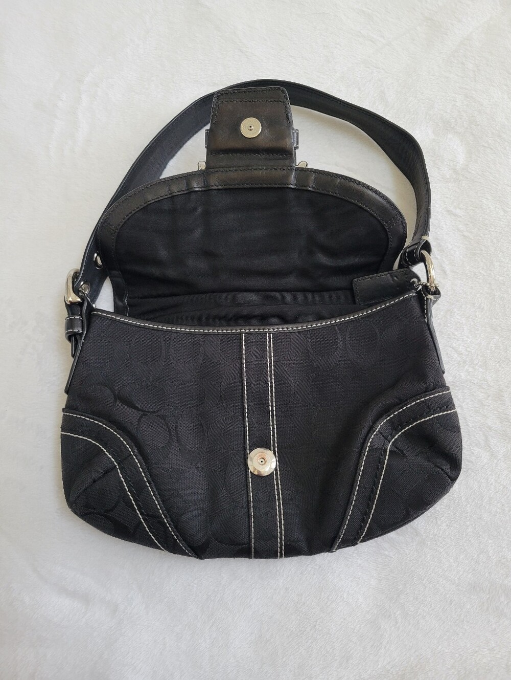 Coach Soho Signature Shoulder Bag Vintage Y2K Black Monogram  Canvas Leather - Picture 3 of 15